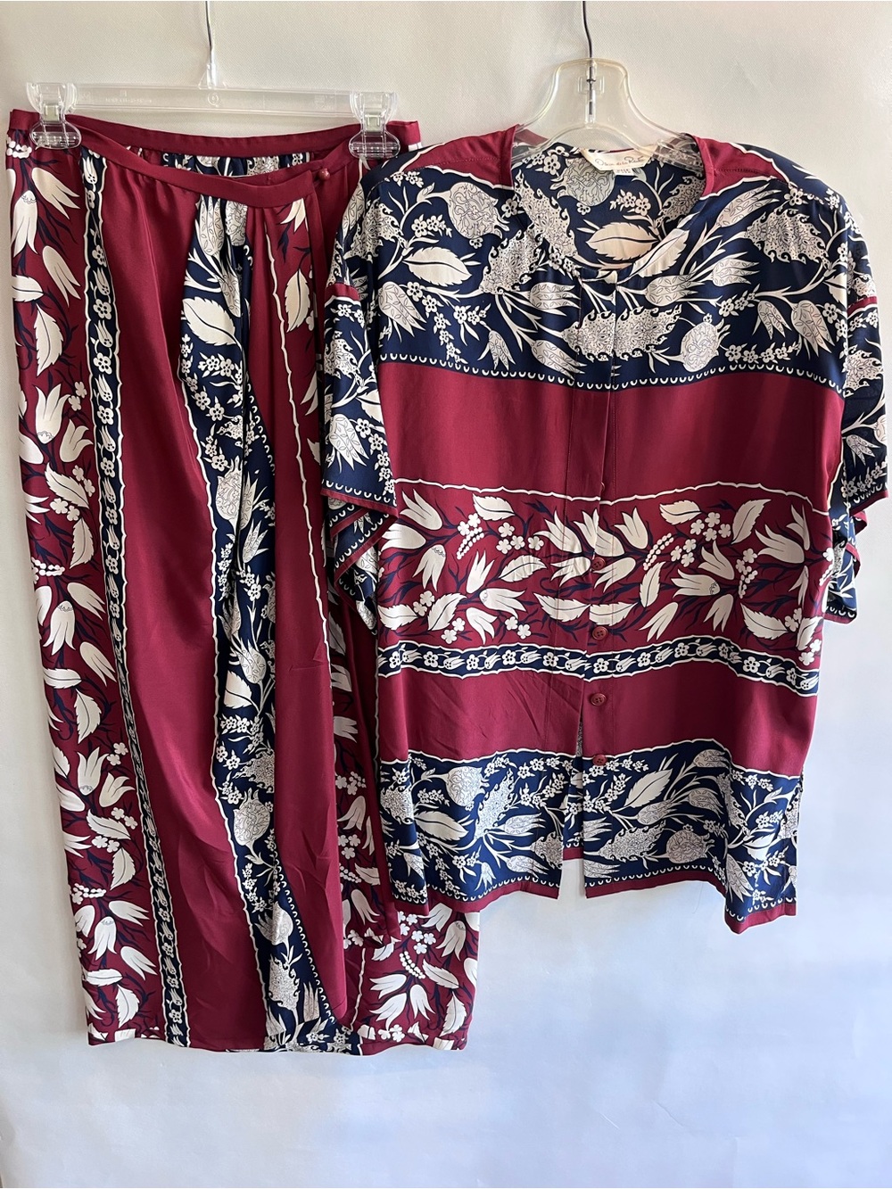 Vintage Oscar De La Renta Designer Two Piece Blouse & Maxi Wrap Skirt Set Floral